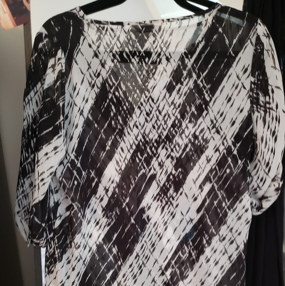 Reitmans sheer top.  Sz Xs - Picture 2 of 5